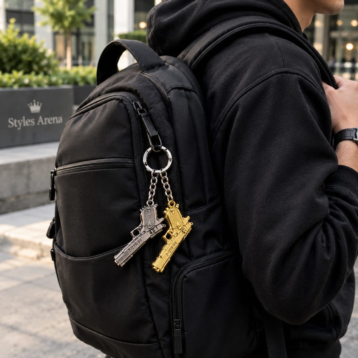 Premium Metal Gun Keychain – Stylish Pistol Design